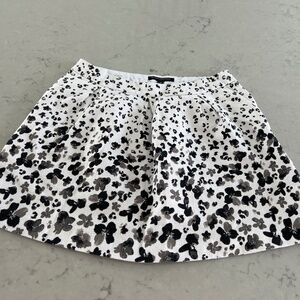 Banana Republic Skirt with pockets